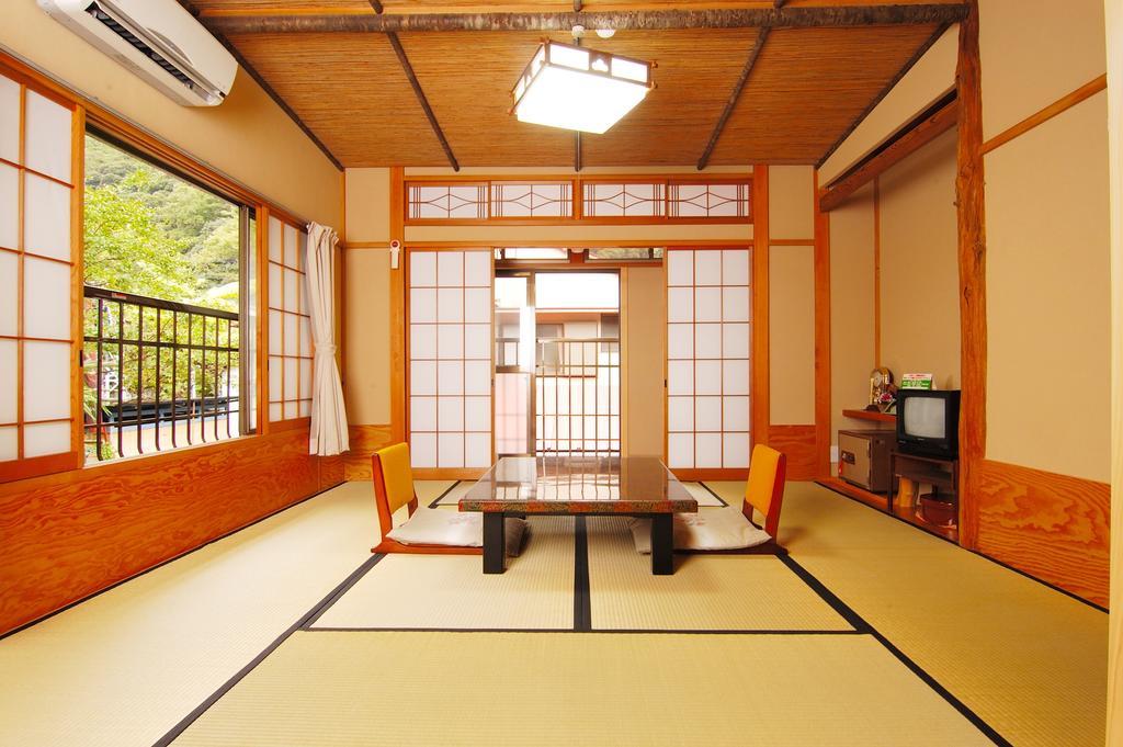 Sansou Nagisa Hotel Iszehara Szoba fotó